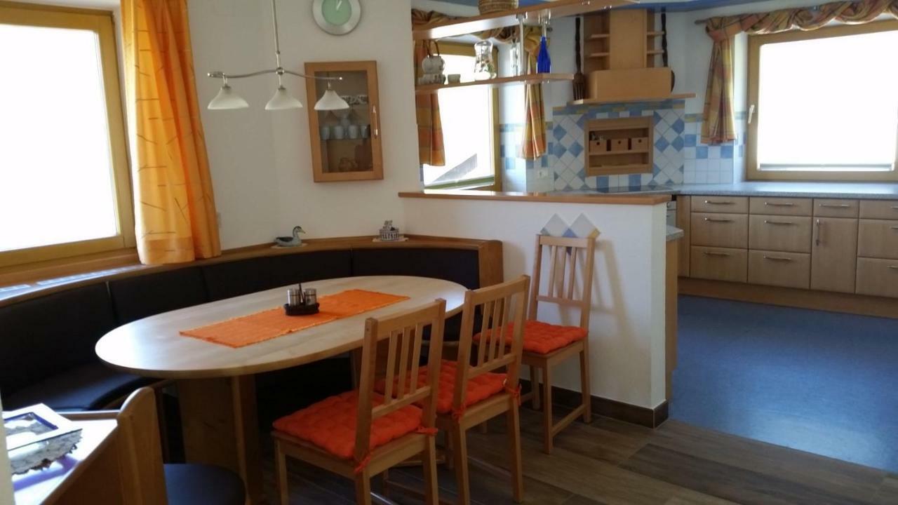 Ferienhaus Karin Bruck an der Grossglocknerstrasse Bagian luar foto